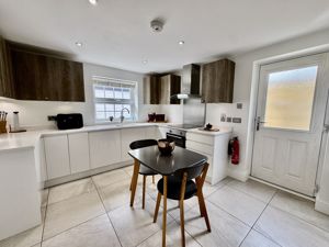 Photo 14- click for photo gallery